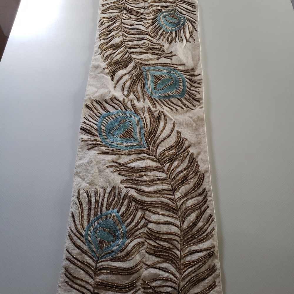 Beautiful Teal and Bronze Peacock Feather Tapestry - Picture 15 of 15